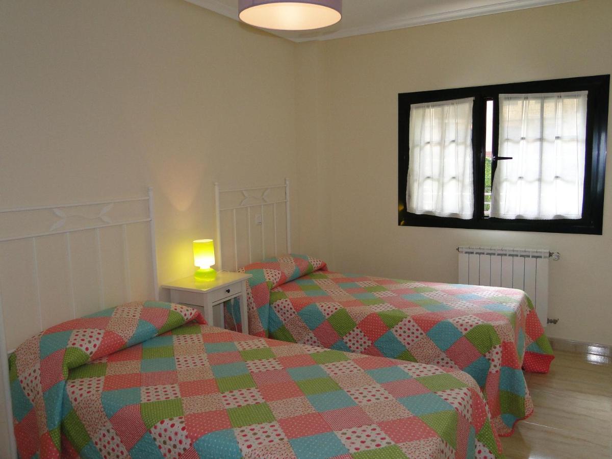 נוחה Apartamentos El Pinedo מראה חיצוני תמונה