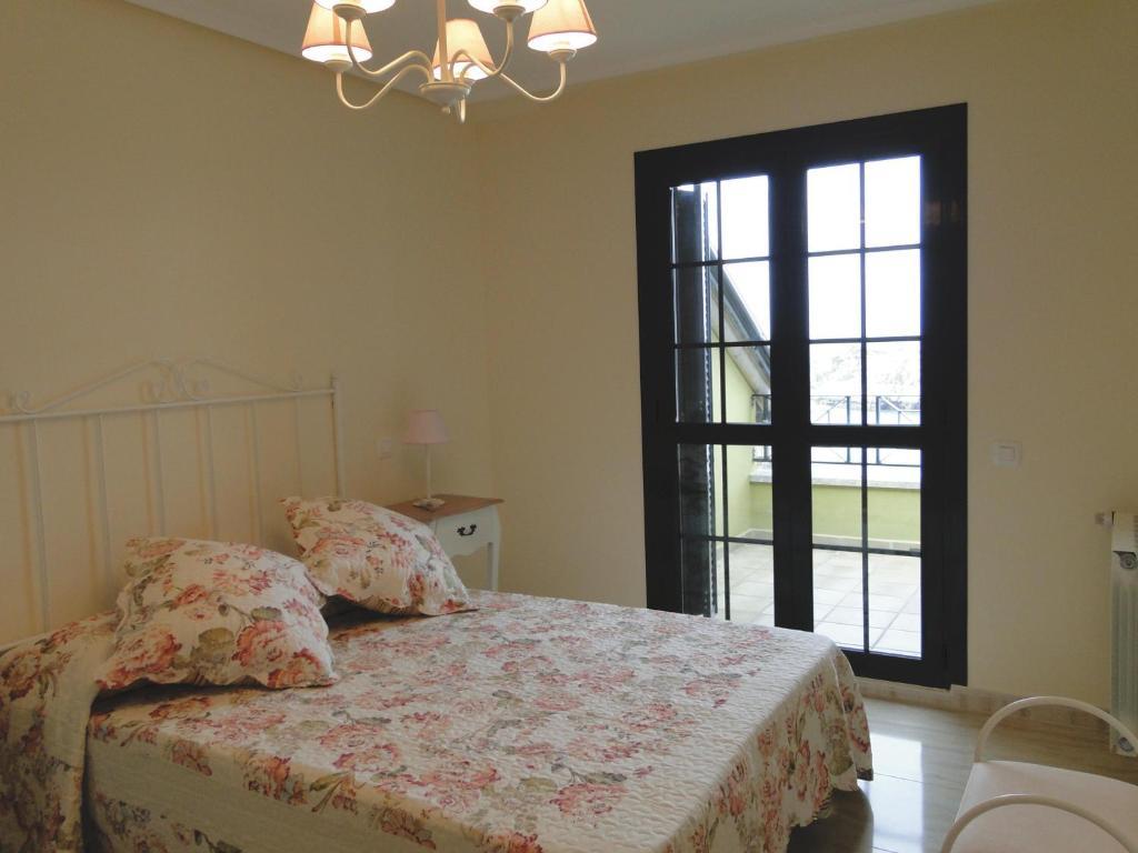 נוחה Apartamentos El Pinedo חדר תמונה