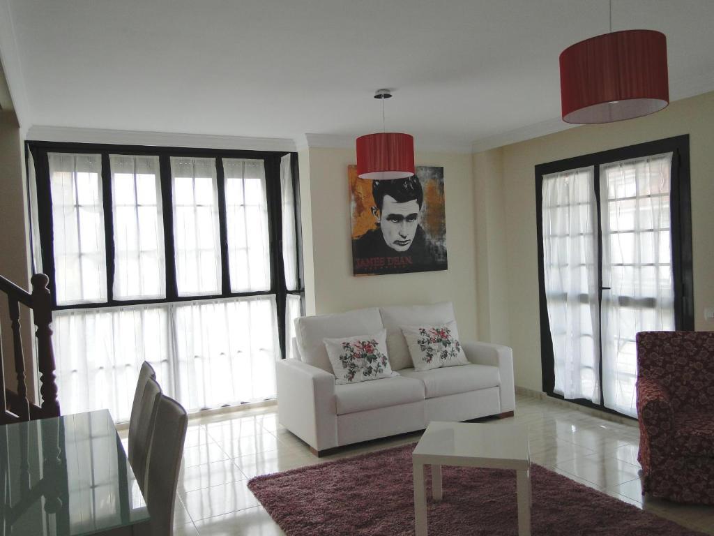 נוחה Apartamentos El Pinedo חדר תמונה