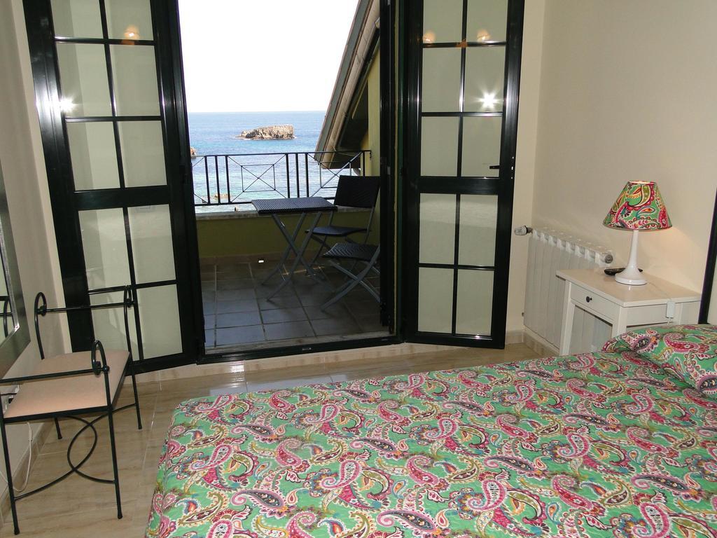 נוחה Apartamentos El Pinedo מראה חיצוני תמונה
