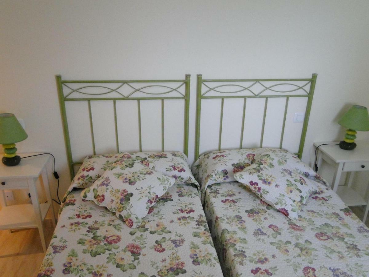 נוחה Apartamentos El Pinedo מראה חיצוני תמונה